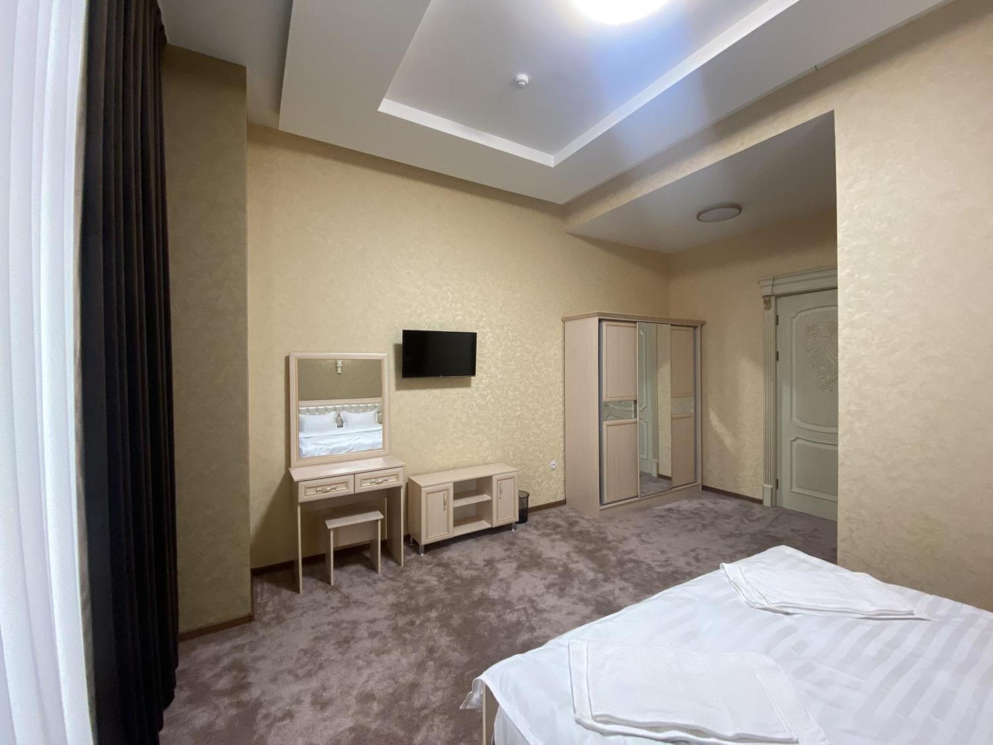 Grand Karavan Hotel Tashkent Exterior foto